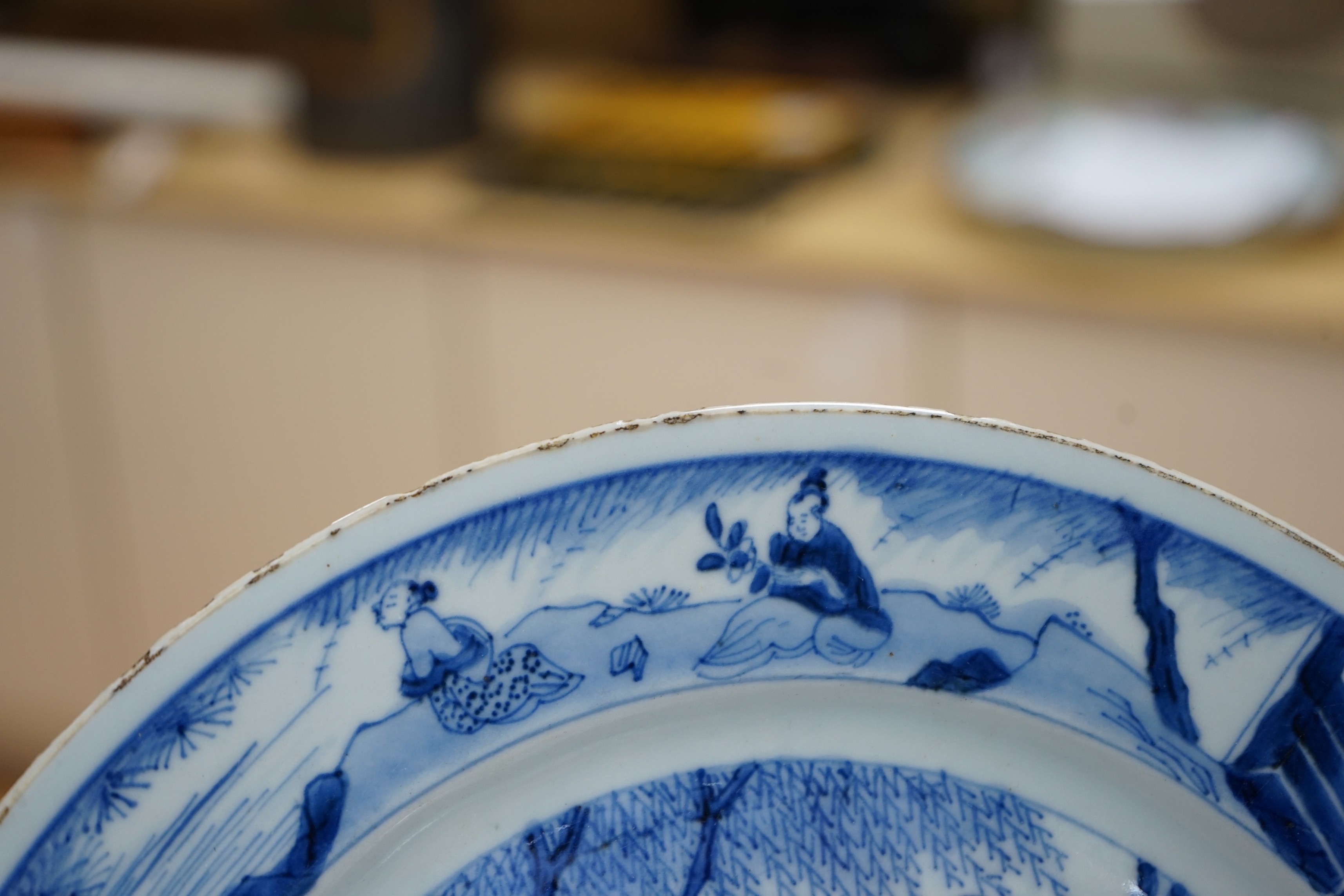 A Chinese Kangxi blue and white plate. 26cm diameter